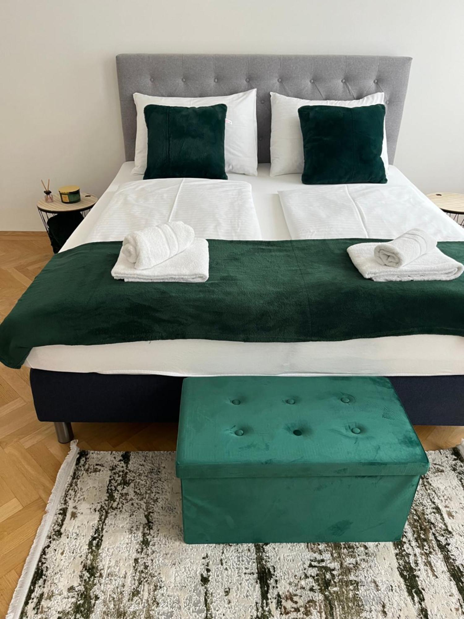 Anna Luxury Apartment Wenen Buitenkant foto